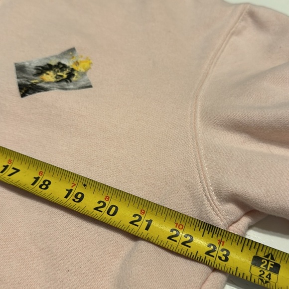 LIRA size, large pink, graphic pullover hoodie with graphic on back - Picture 9 of 11